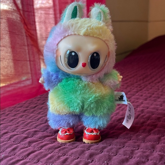 Doll and Red Shoes!👠 super cute!! - Picture 1 of 6